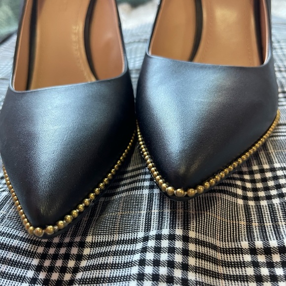 COACH HEELS - Picture 2 of 6